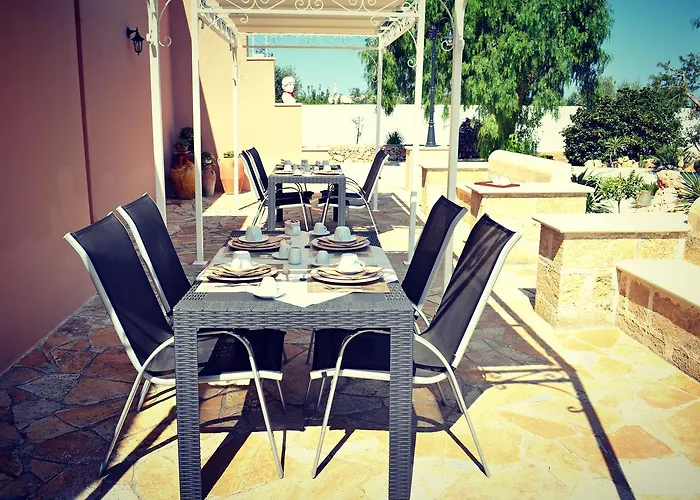 Bed & Breakfast Tenuta Arate 3*